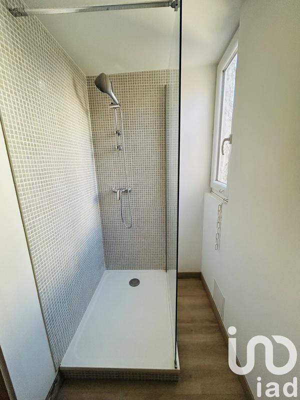 Studio - 30 m² - 1 pièce