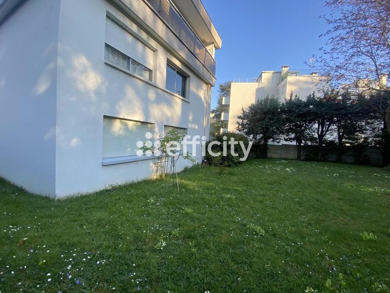 Appartement - 86 m² - 4 pièces