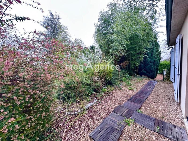 Maison - 98 m² - 5 pièces