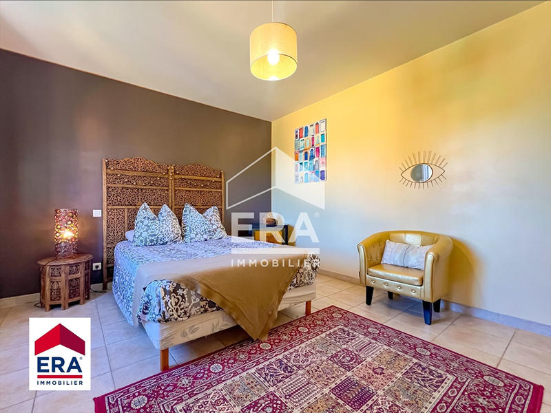 Maison - 160 m² - 5 pièces