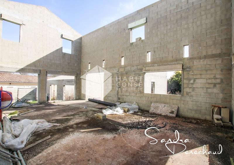 Maison - 180 m² - 6 pièces