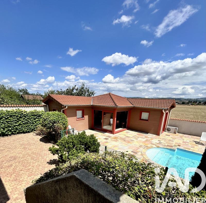 Maison - 180 m² - 8 pièces