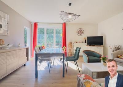 Appartement - 80 m² - 4 pièces