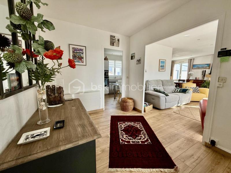 Maison - 91 m² - 5 pièces