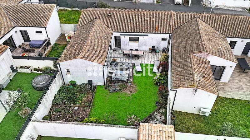 Pavillon - 102 m² - 4 pièces