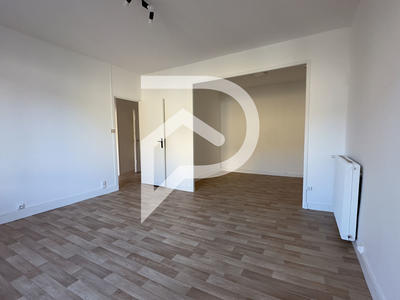 Immeuble - 97 m² - 4 pièces