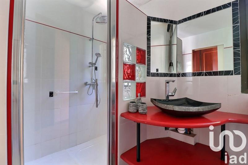 Maison - 137 m² - 4 pièces