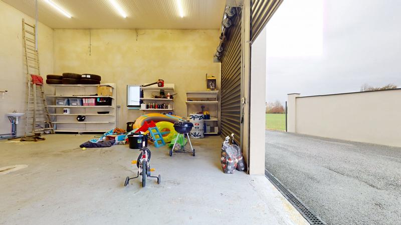 Maison contemporaine - 280 m² - 6 pièces