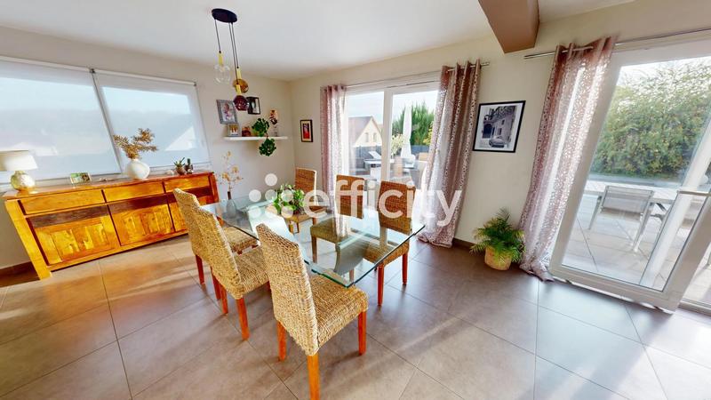 Maison - 150 m² - 6 pièces