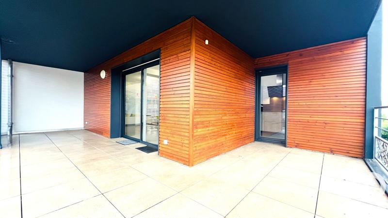 Appartement - 77 m² - 3 pièces