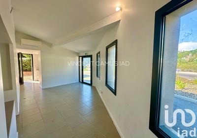 Maison - 121 m² - 6 pièces