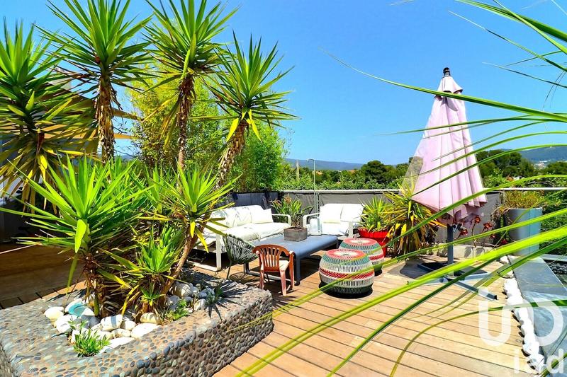 Maison - 182 m² - 5 pièces