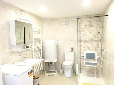 Maison - 80 m² - 5 pièces