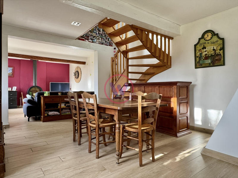 Maison - 110 m² - 5 pièces