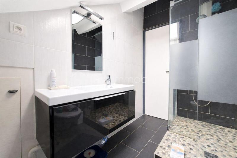 Maison - 128 m² - 6 pièces