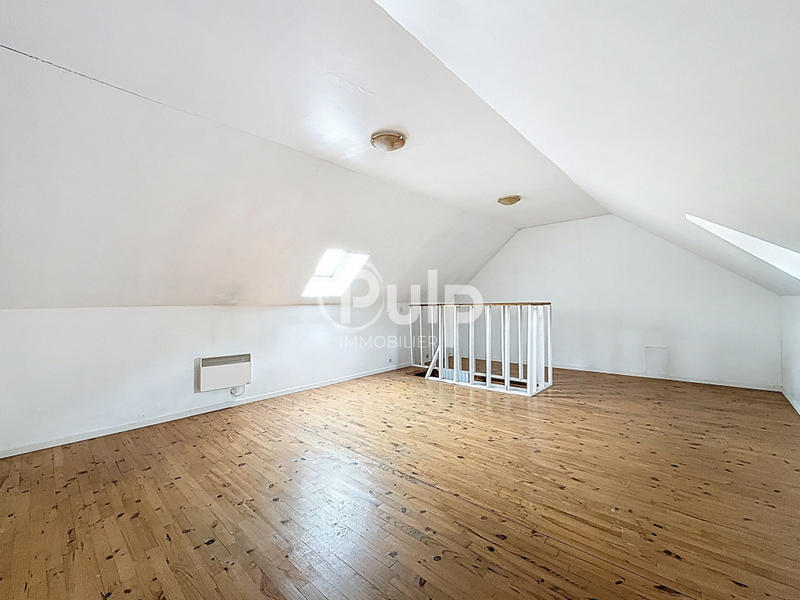 Corps de ferme - 242 m² - 14 pièces