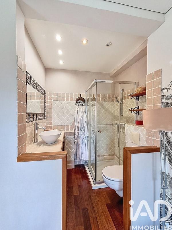 Maison - 186 m² - 7 pièces