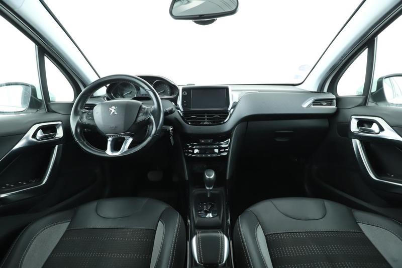 Peugeot 2008 1.2 PureTech Allure Eat6 110 ch