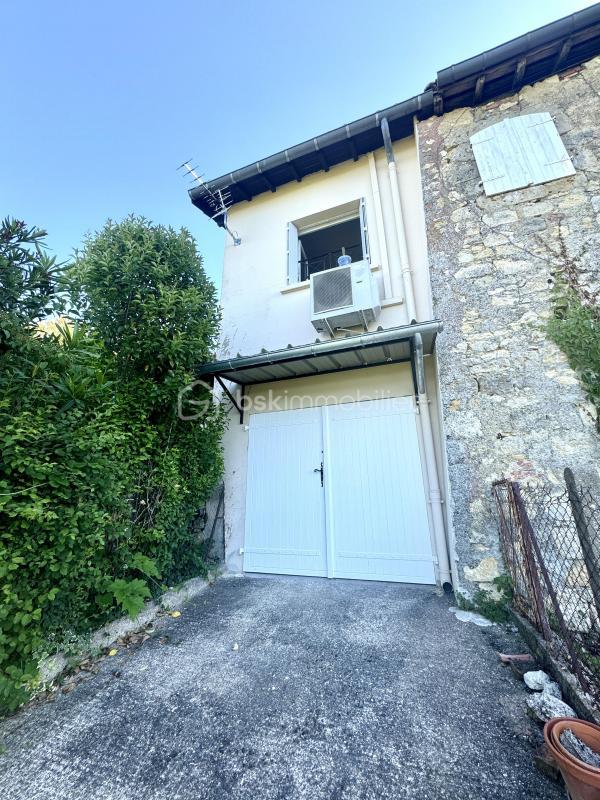 Maison de village - 72 m² - 2 pièces