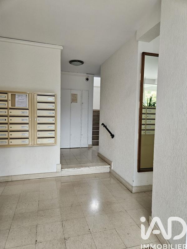 Appartement - 94 m² - 5 pièces