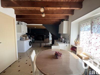 Maison - 95 m² - 5 pièces