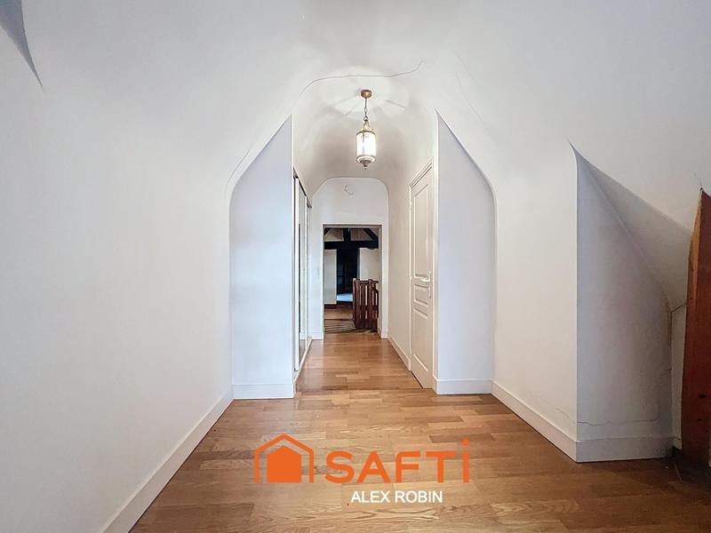 Maison - 196 m² - 5 pièces