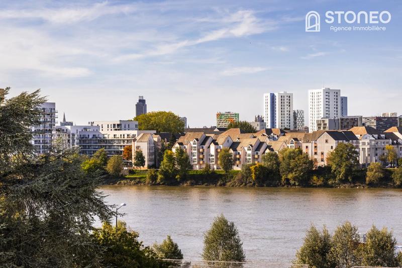 Appartement ancien - 80 m² - 4 pièces