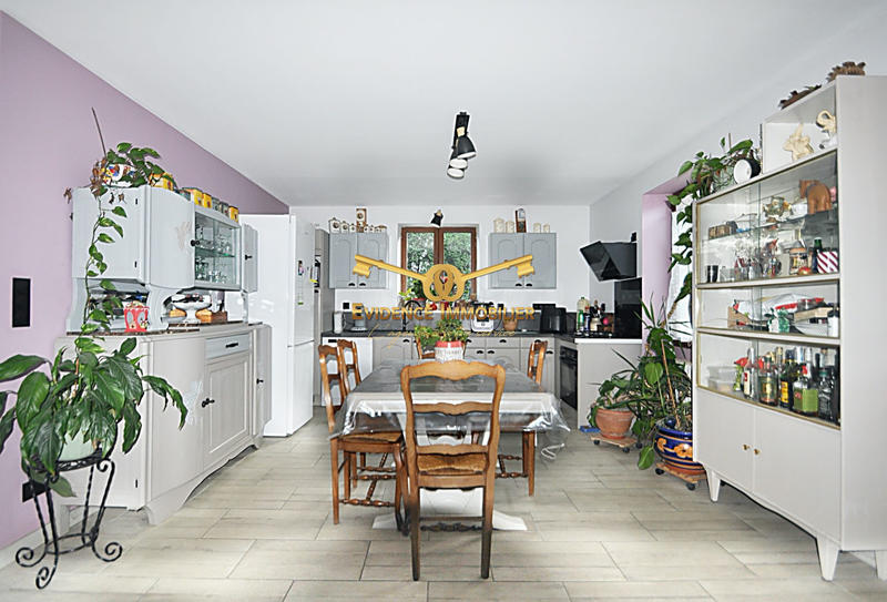 Maison - 143 m² - 5 pièces