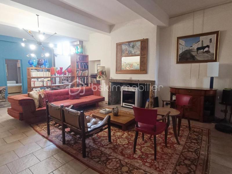 Maison de ville - 230 m² - 7 pièces