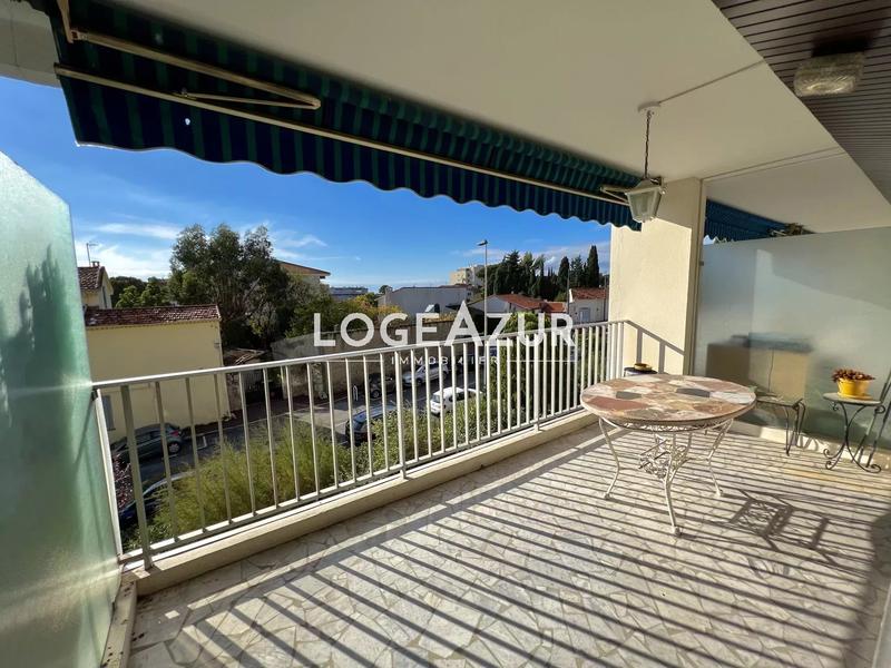 Appartement - 91 m² - 3 pièces