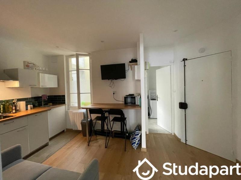 Chambre - 11 m² - 1 pièce