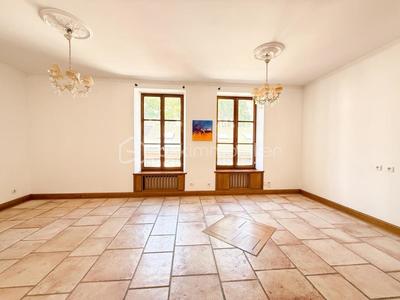 Maison de ville - 104 m² - 6 pièces