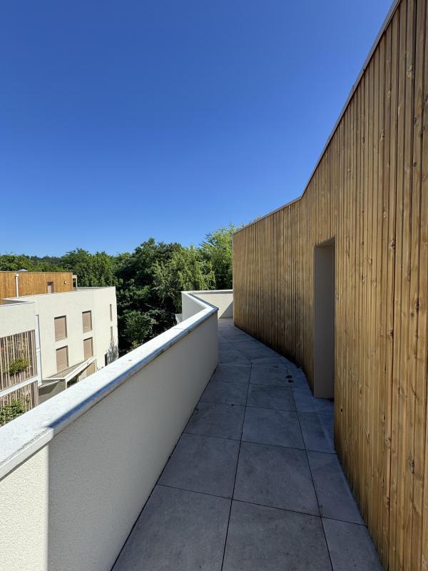 Appartement - 128 m² - 5 pièces