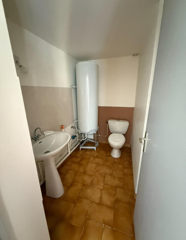 Maison - 175 m² - 9 pièces