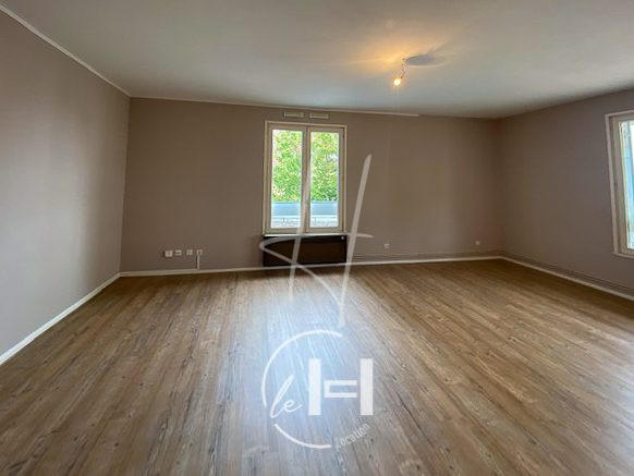 Appartement - 88 m² - 4 pièces