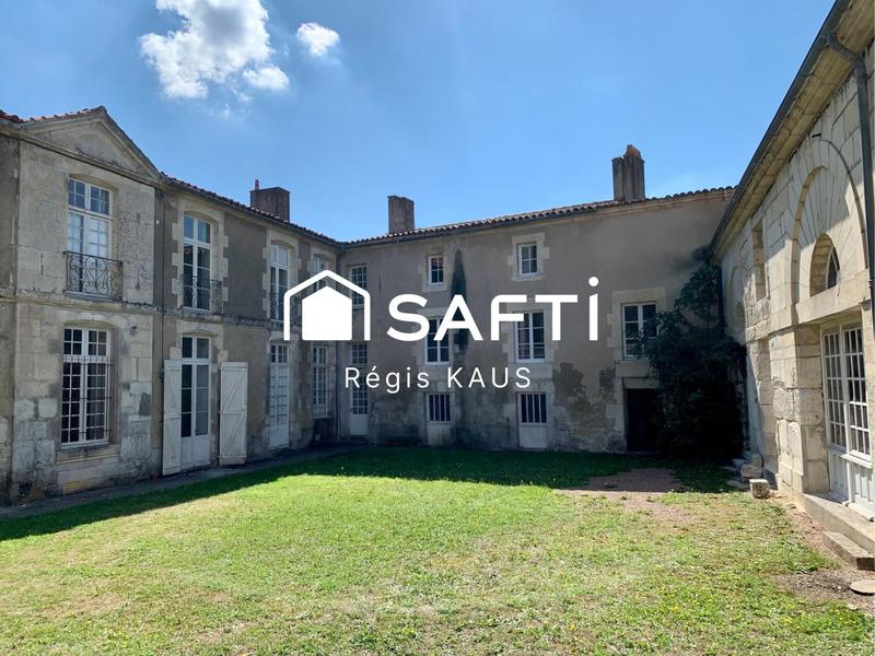 Maison - 480 m² - 10 pièces