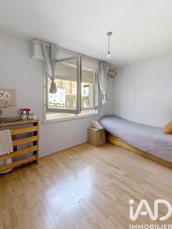 Appartement - 97 m² - 5 pièces