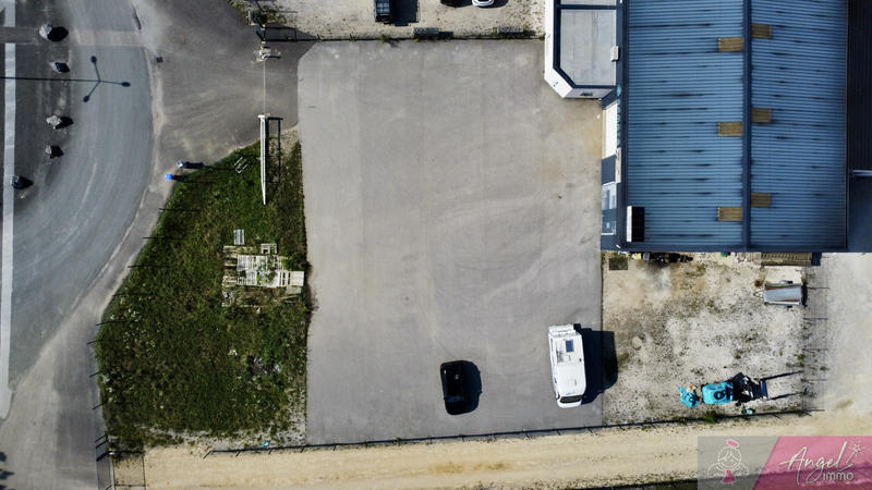 Local d'activités - 400 m² - 2 pièces