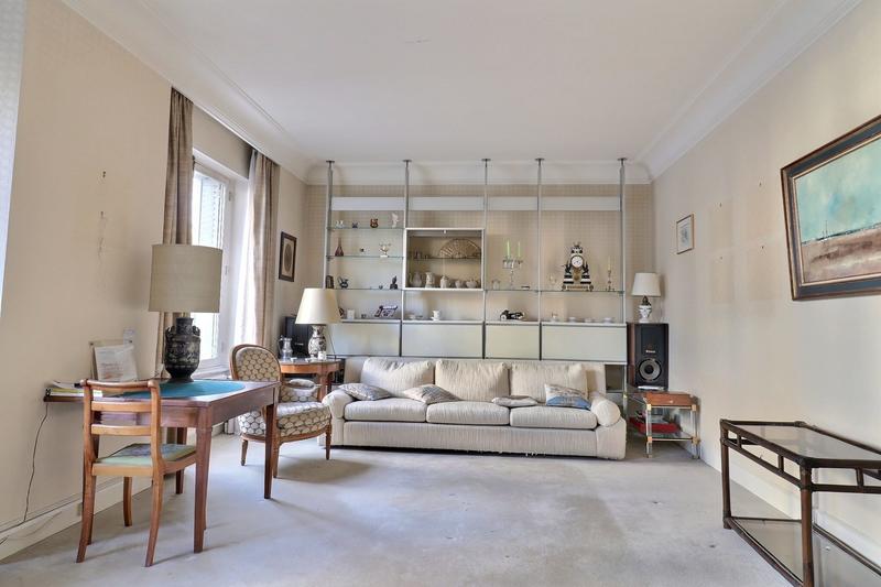 Duplex - 242 m² - 9 pièces