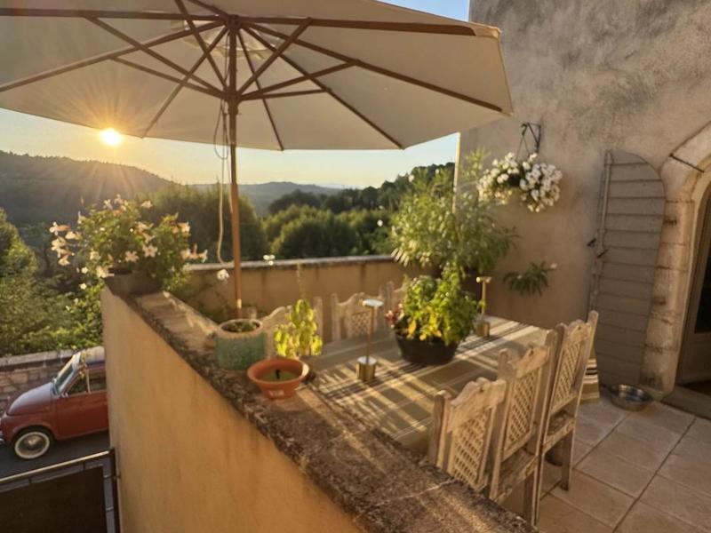 Maison de village - 95 m² - 3 pièces