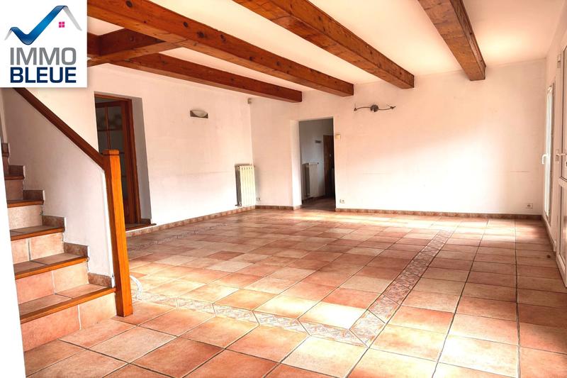 Maison - 99 m² - 5 pièces