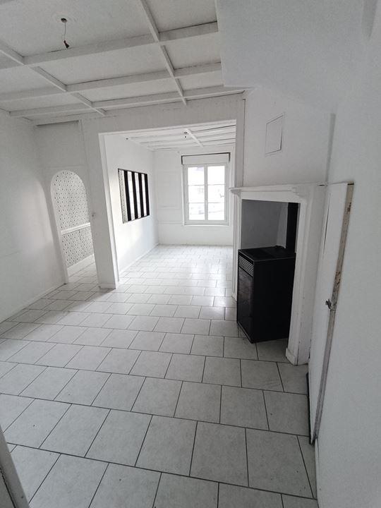 Maison traditionnelle - 71 m² - 7 pièces