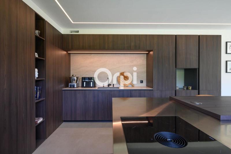 Maison - 189 m² - 6 pièces