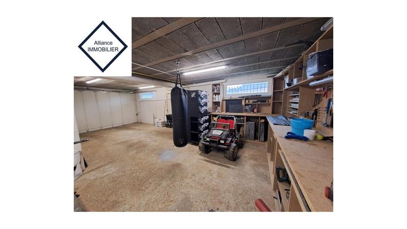 Maison - 158 m² - 8 pièces