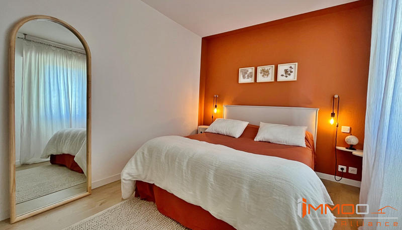 Maison - 95 m² - 5 pièces