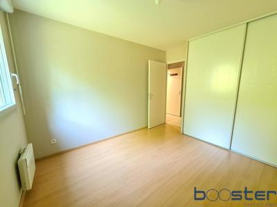 Appartement ancien - 72 m² - 3 pièces