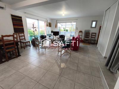 Maison - 105 m² - 4 pièces