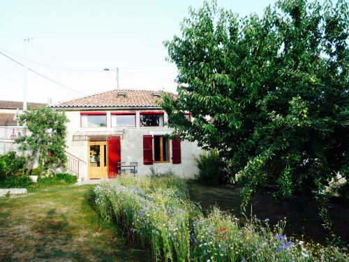 Gîte &quot;La maison triangulaire&quot;