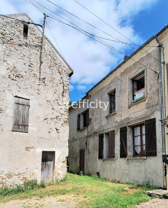 Grange - 140 m² - 4 pièces