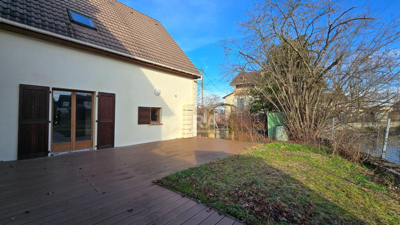 Maison - 92 m² - 5 pièces
